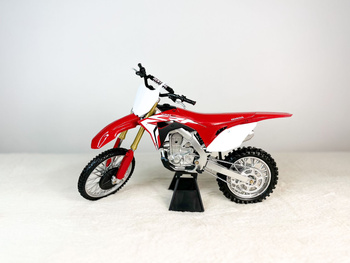 Model motocykla Honda CRF 450R 1:6 New Ray
