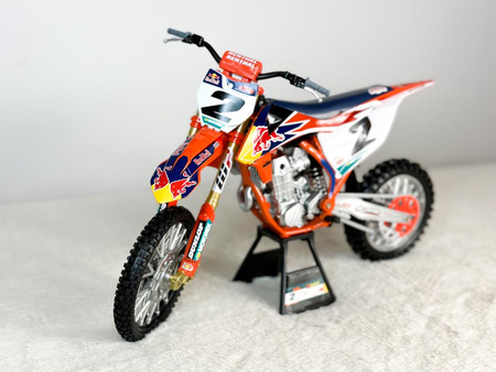 Model motocykla Red Bull KTM SX-F 450 Cooper Webb #2 1:6 New Ray