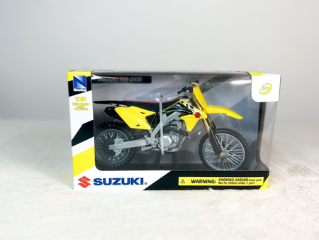 Model motocykla Suzuki RM-Z 450 1:12 New Ray