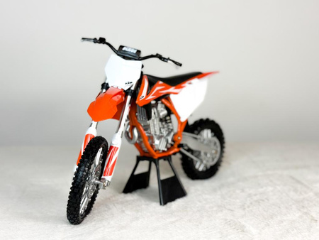 Model motocykla KTM SX-F 450 1:6 New Ray