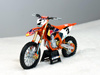 Model motocykla Red Bull KTM 450 SX-F Cooper Webb #2 1:12 New Ray