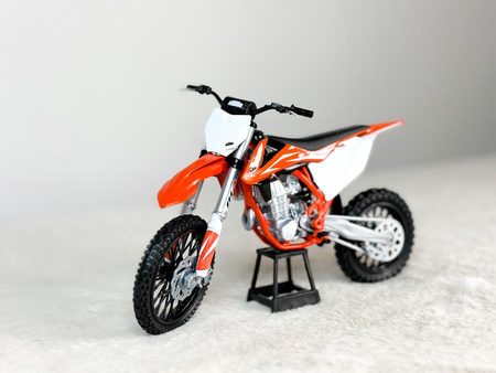 Model motocykla KTM 450 SX-F 1:10 New Ray