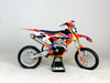 Model motocykla Red Bull KTM SX-F 450 Cooper Webb #2 1:6 New Ray